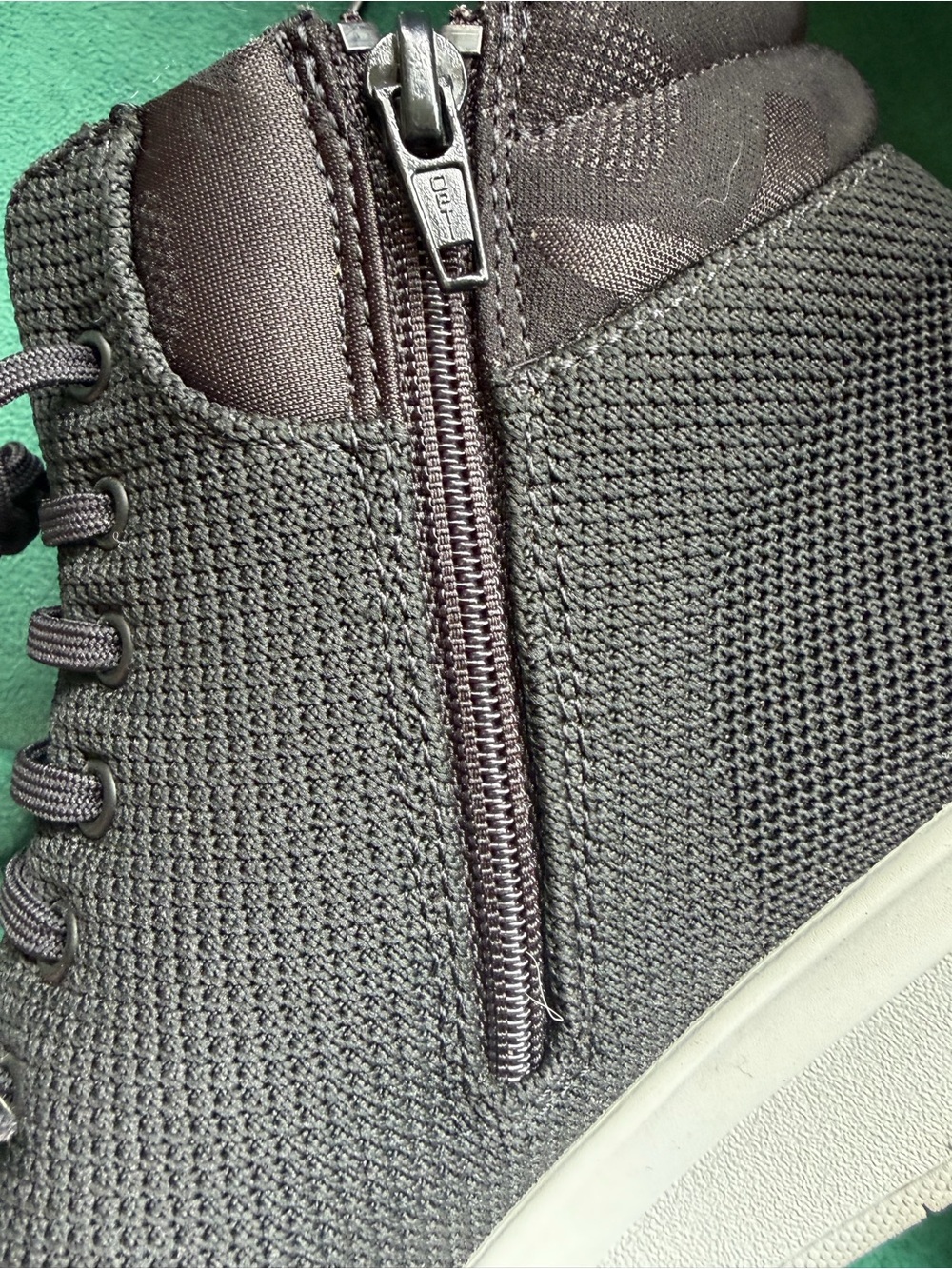 Clark’s Cloud Steppers Black Camo High-Top Lightweight Sneakers with White Sole - Picture 9 of 10